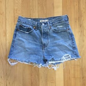 Levi’s high rise wedgie straight shorts